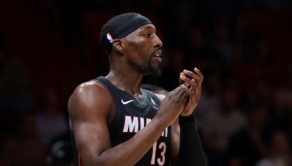 开云app-克莱：阿德巴约怎么做到的？这真是太不可思议了 他将载入史册